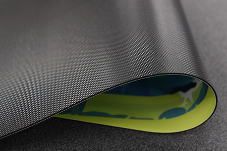 フロアマットの断面図