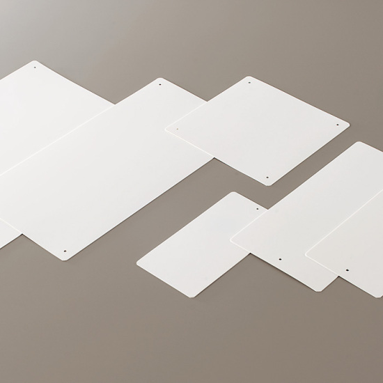 エコユニボード (再生PPボード) 白無地 200×400×1.2/4mmΦ穴4スミ (5枚1組) (886-25)